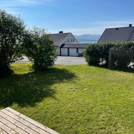 Comfy Apartment In Tromso Exterior photo